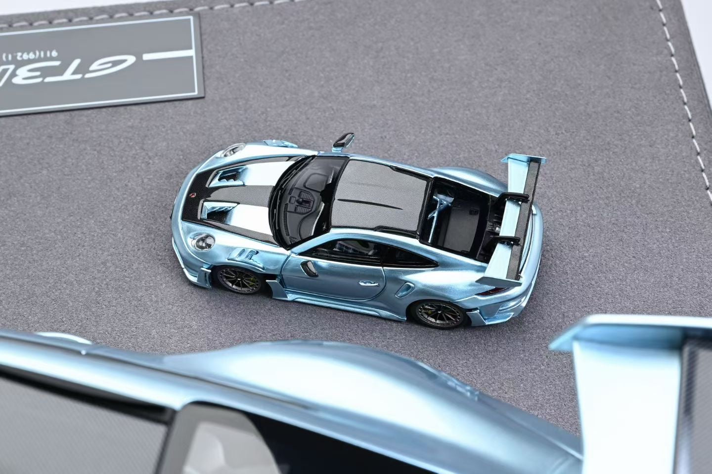 T & P High-End Resin Porsche 911 GT3 RS Sonderwunsch 1/18, 1/64