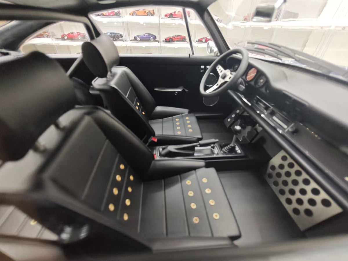 IVY Porsche 911 Singer Custom Edition Resin Model (1:12 Scale)