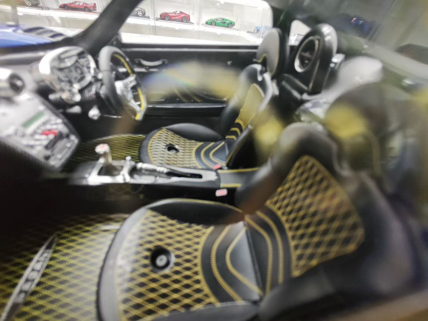 HH Model 1/18 Pagani Zonda 760