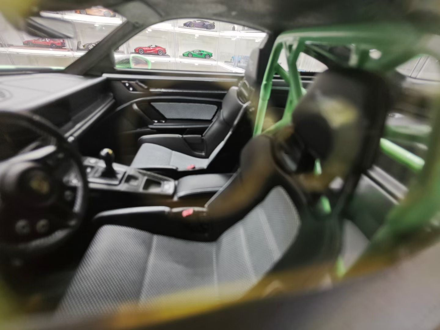 FUELME 1/18 Porsche 992 GT3 RS