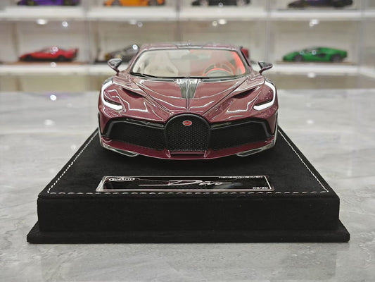 HH Model 1/18 Bugatti Divo Supercar