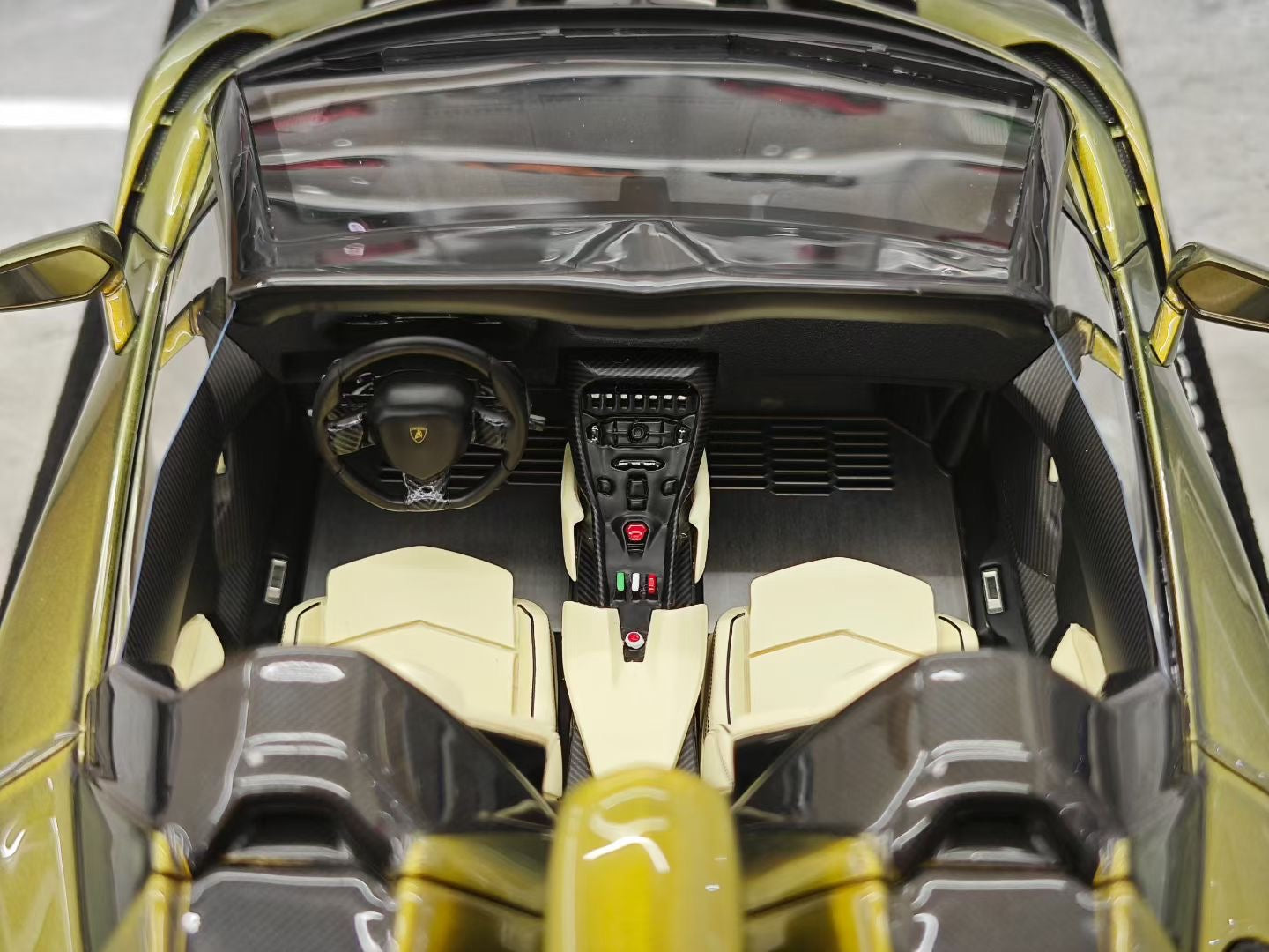 HH Model 1/18 Lamborghini Veneno Roadster