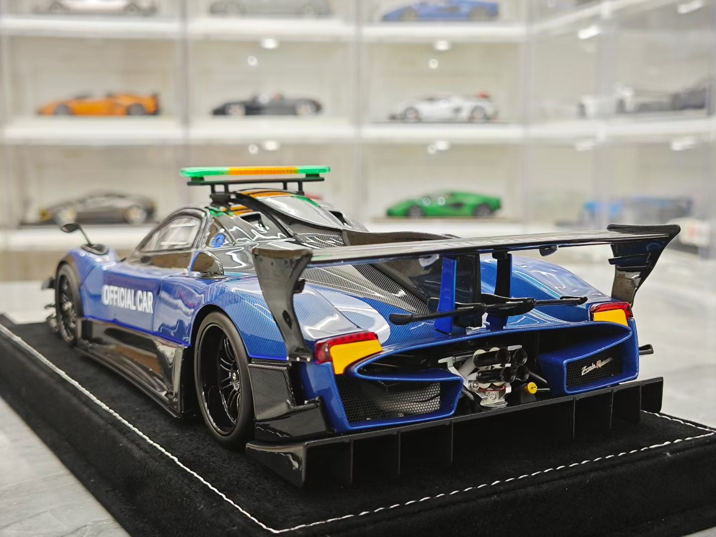 HH Model 1/18 Pagani Zonda R Evolution model