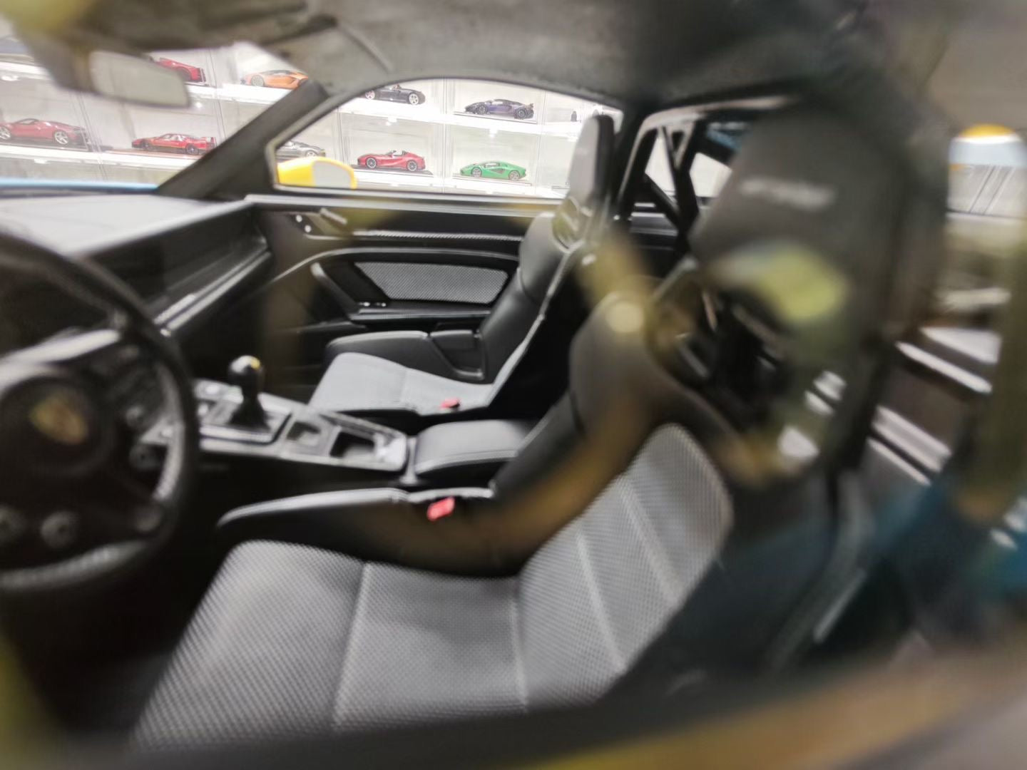 FUELME 1/18 Porsche 992 GT3 RS