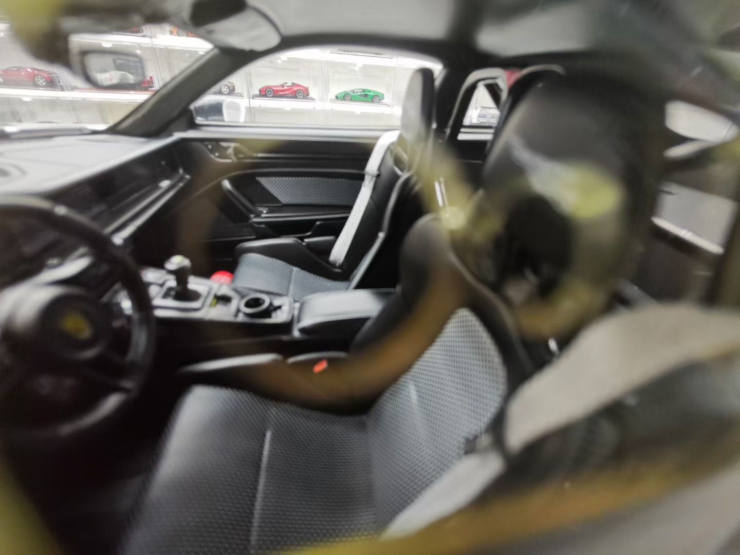 HH Model 1/18 Porsche 992.1 GT3 RS