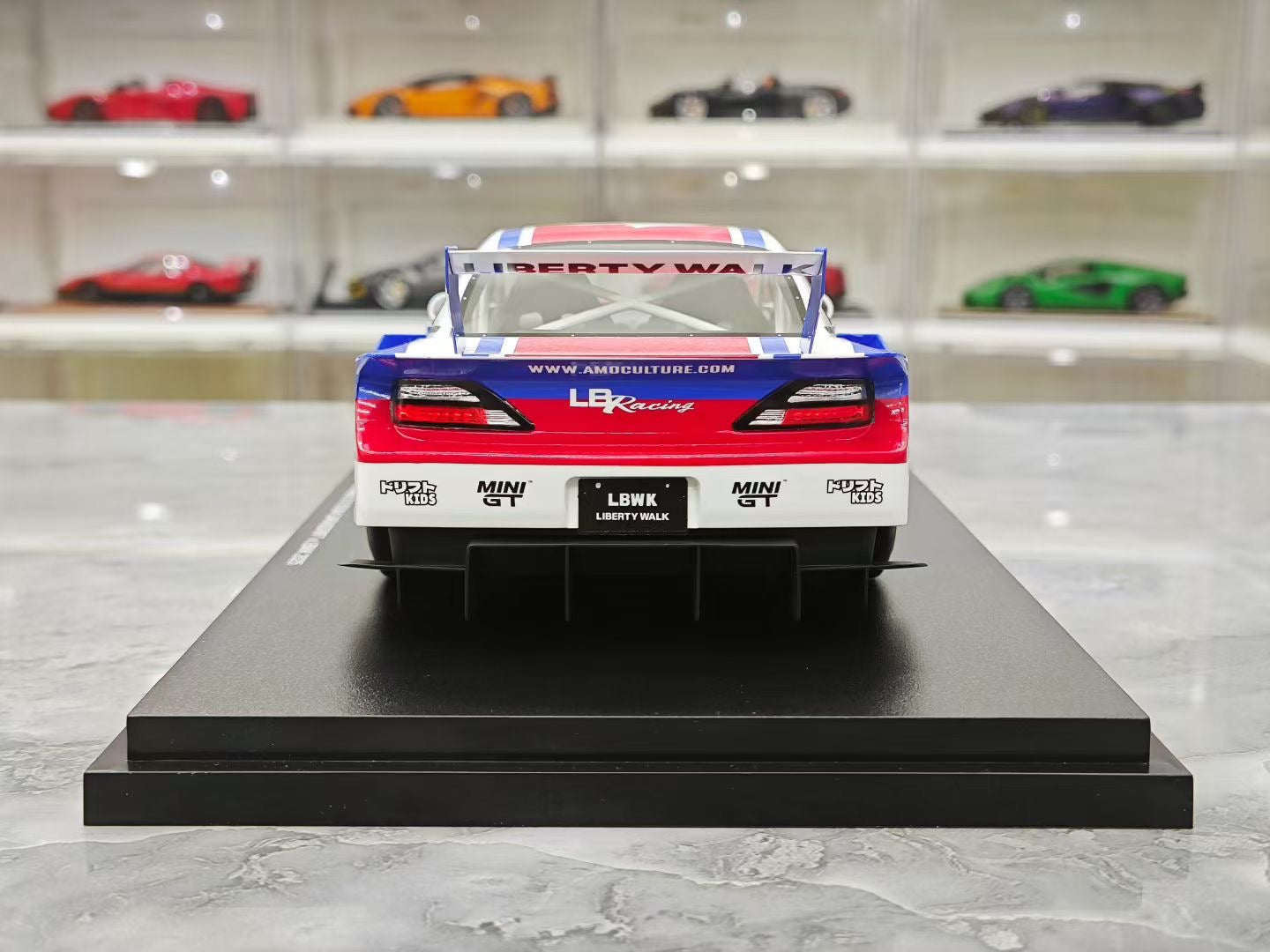 Topspeed 1/18 Nissan S15 Silvia