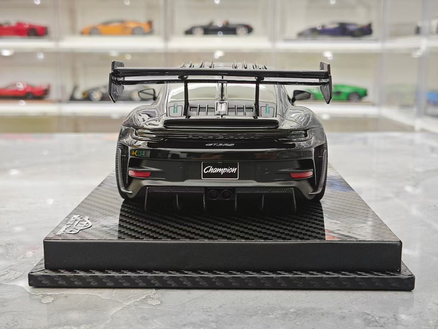 VIP 1/18 Porsche 911 GT3 RS - Manthey Racing