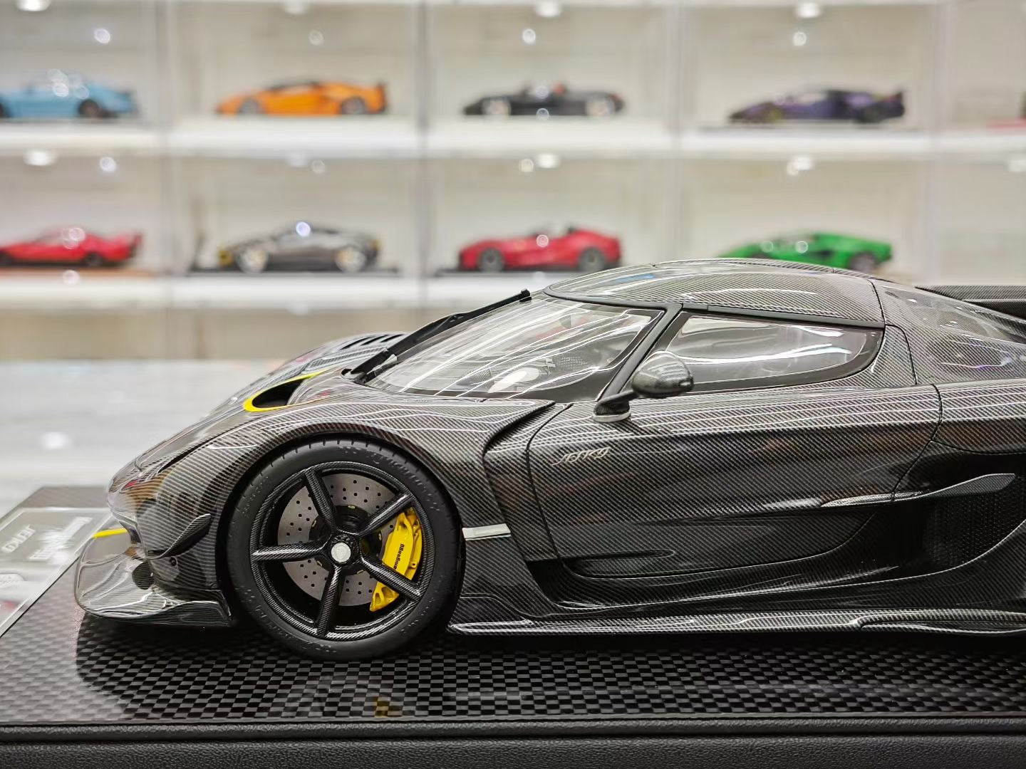 Frontiart 1/18 Koenigsegg Jesko Car Color