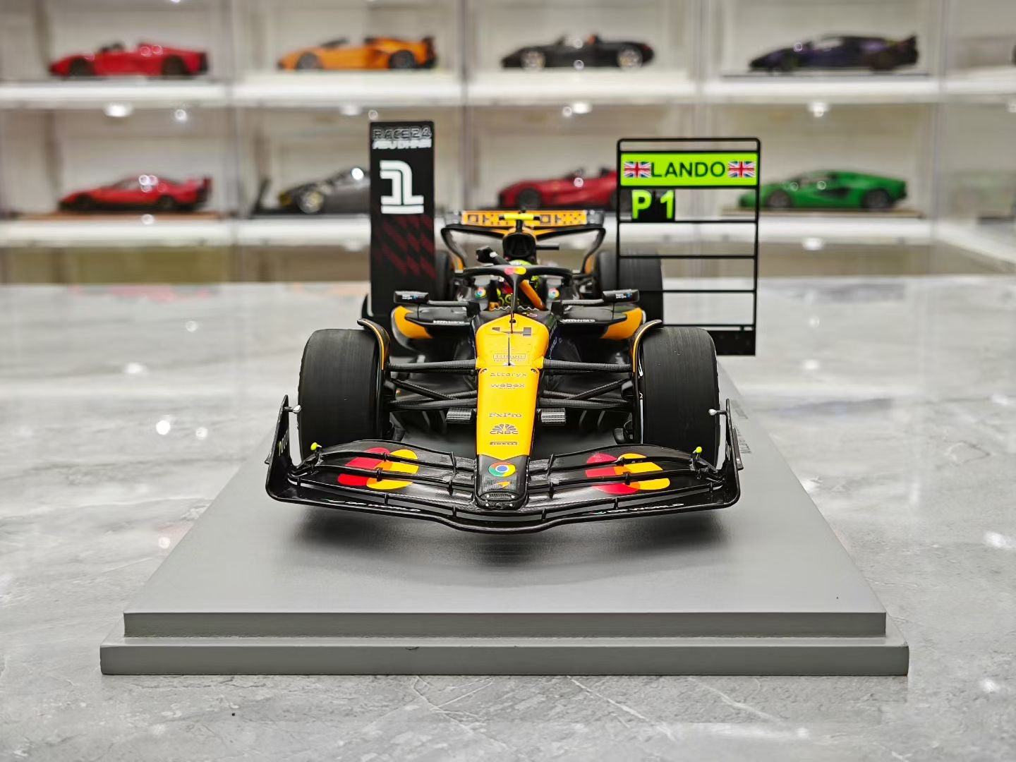 Spark 1/18 2024 Abu Dhabi Grand Prix Winner MCL38 Norris F1