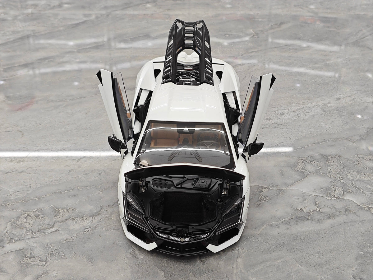 LCD Lamborghini Revuelto (New Flagship V12) 1:18 Scale Die-cast Model – Fully Opening Parts