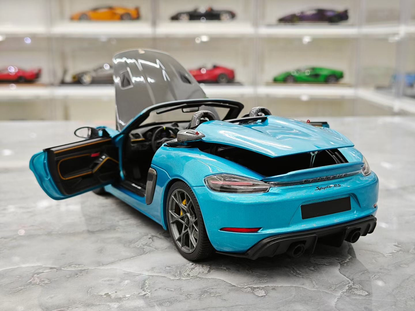 Minichamps 1/18 Porsche 718 SPYDER RS Convertible