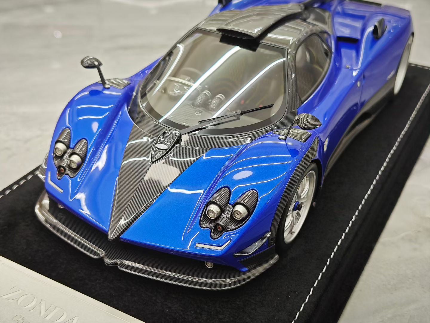 HH Model 1/18 Pagani Zonda 760