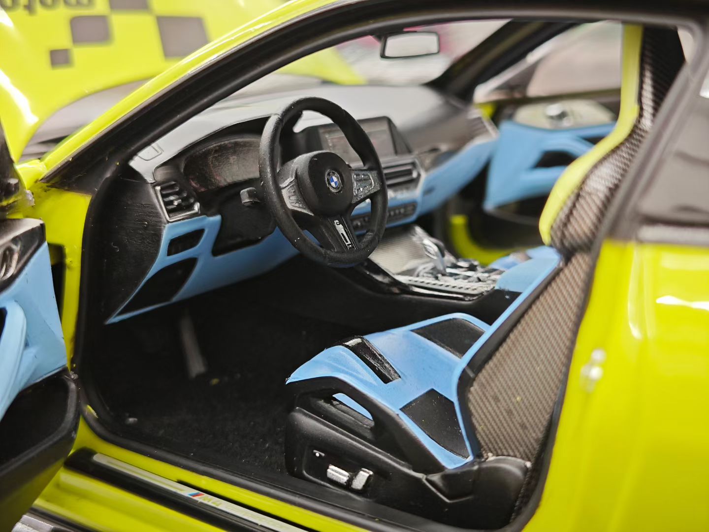 Minichamps  1/18 BMW M4 Competition