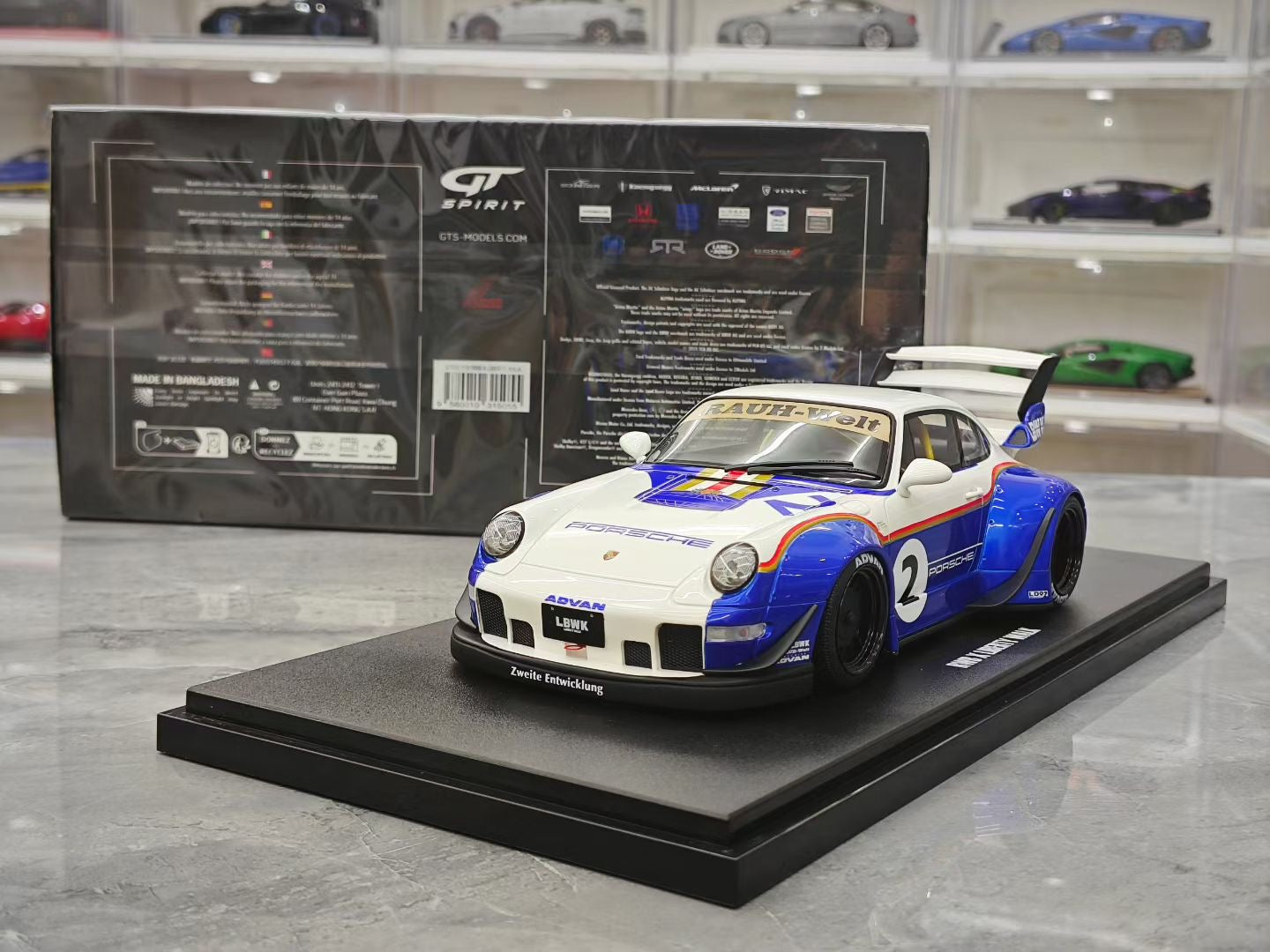 GT Spirit 1/18 2023 Porsche 911 RWB X LIBERTY
