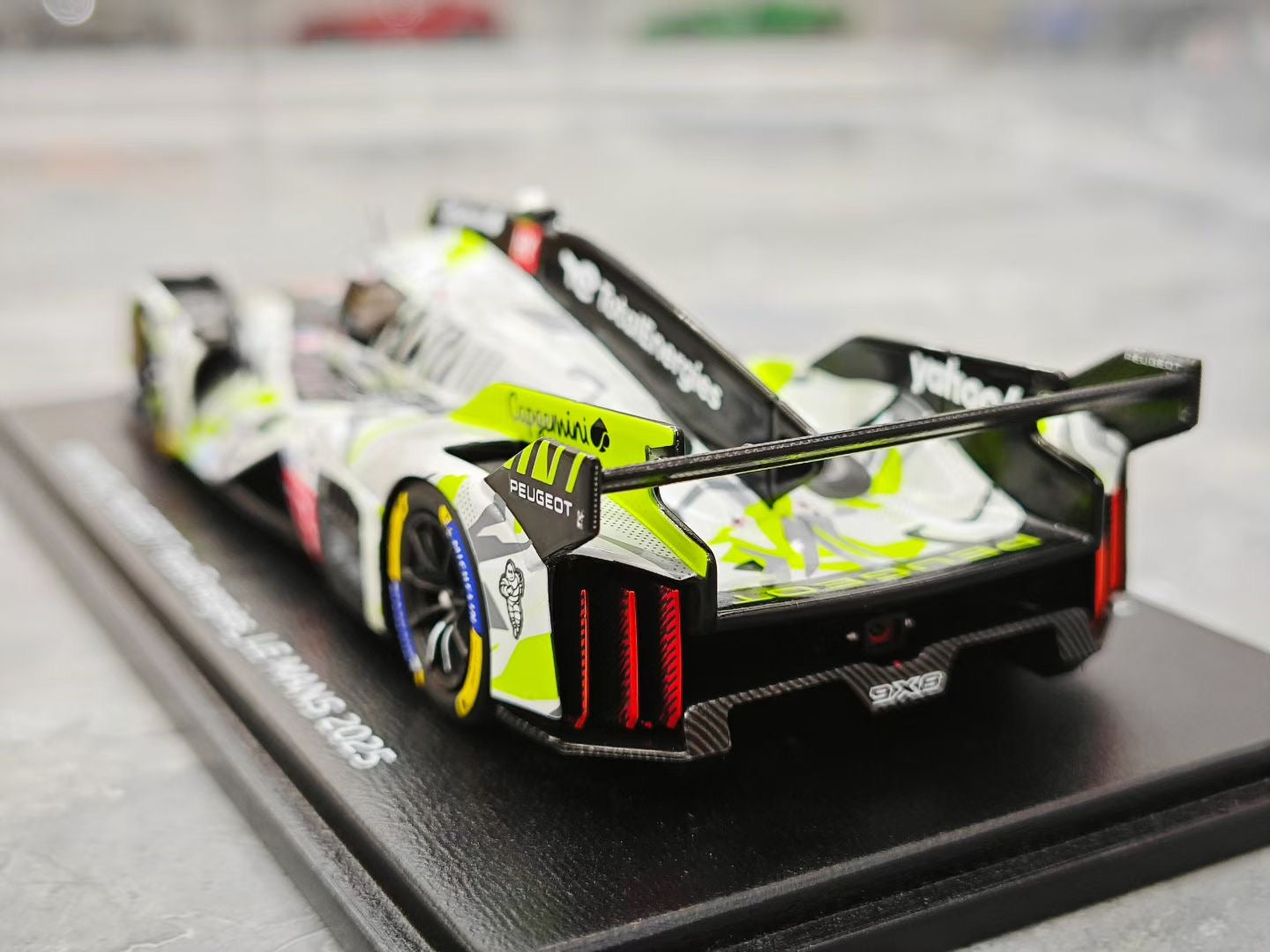SPARK 1/43 2025 Le Mans, Peugeot 9X8, Total Racing Team
