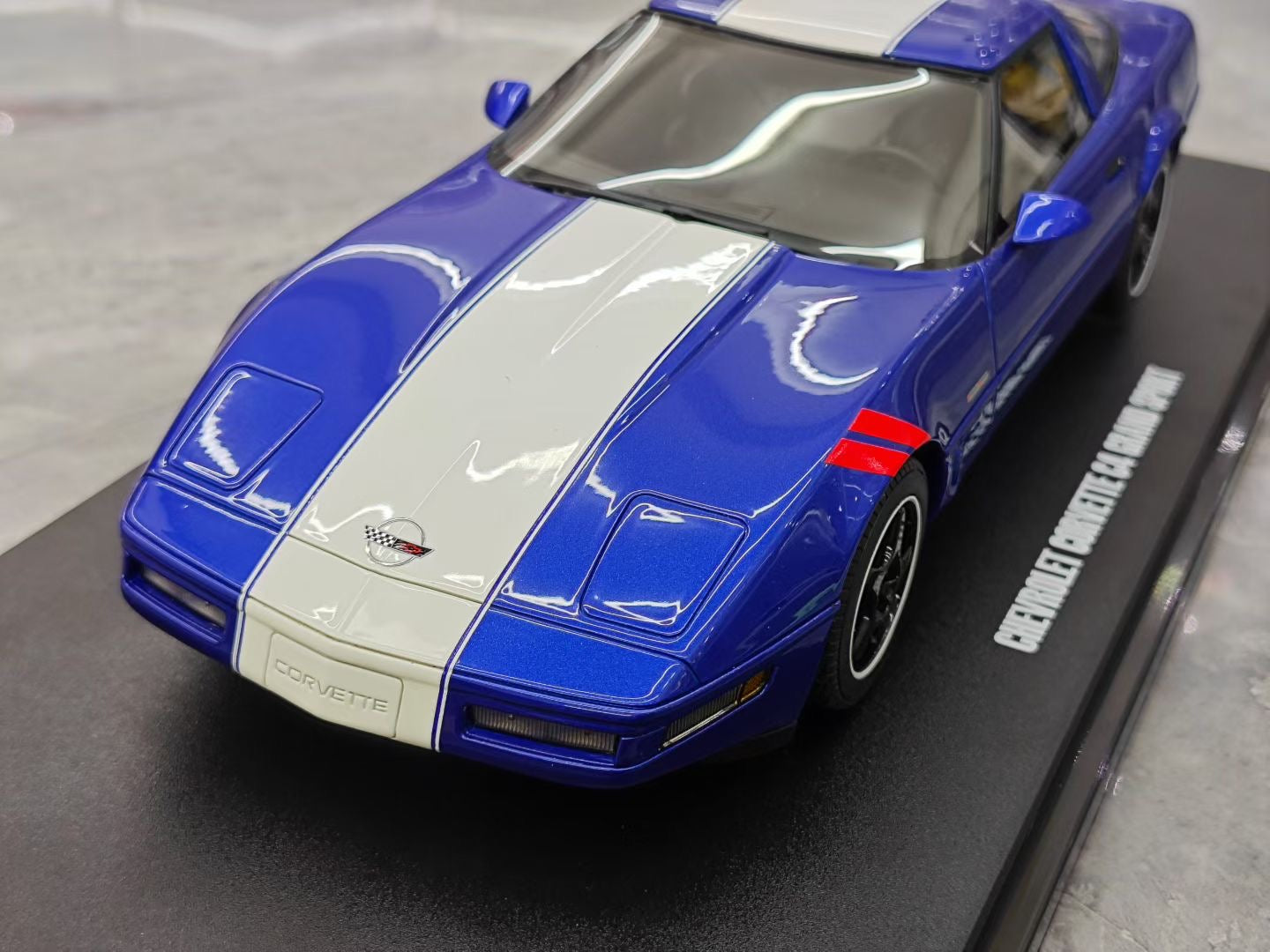 GT Spirit 1/18 Chevrolet Corvette C4 Resin