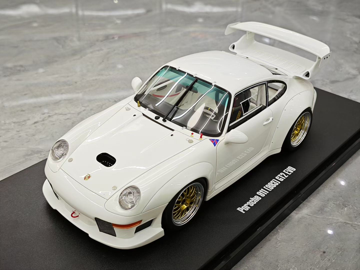 GT Spirit 1/18 Porsche 1995 911 993 GT2 EVO