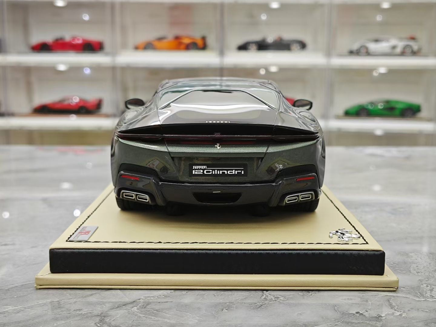 MR 1/18 Ferrari 12 Cilindri Special Edition