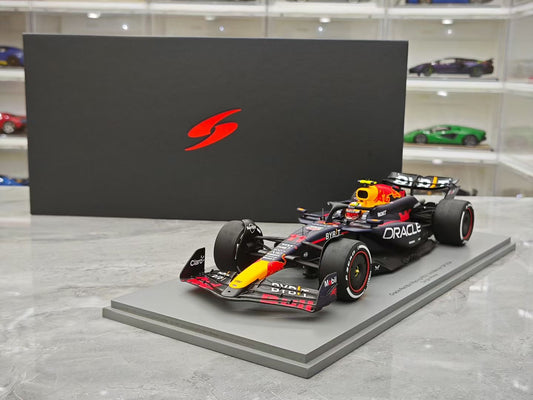 Spark 1/18 2024 Bahrain Grand Prix Victory RB20 Perez F1