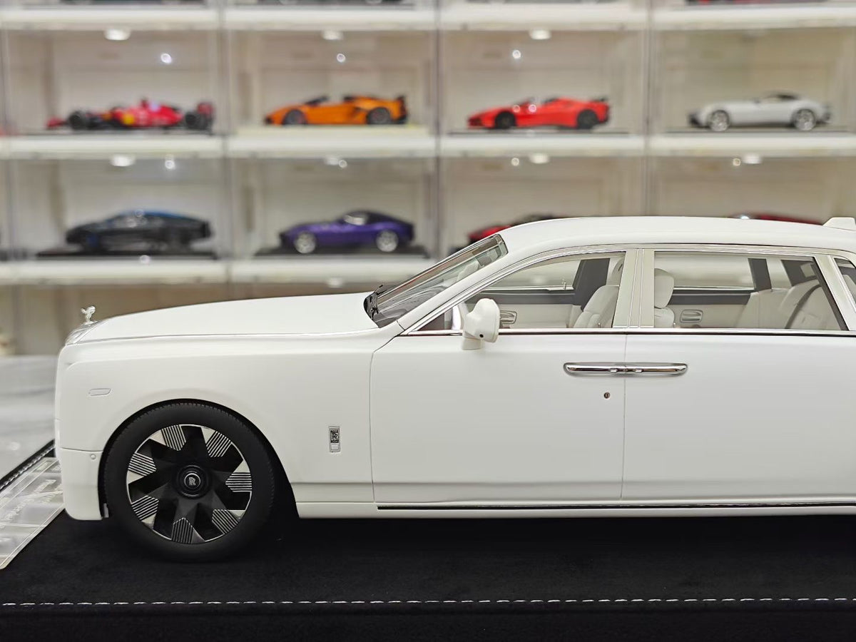 HH Model Rolls-Royce Phantom Series II (1:18 scale)