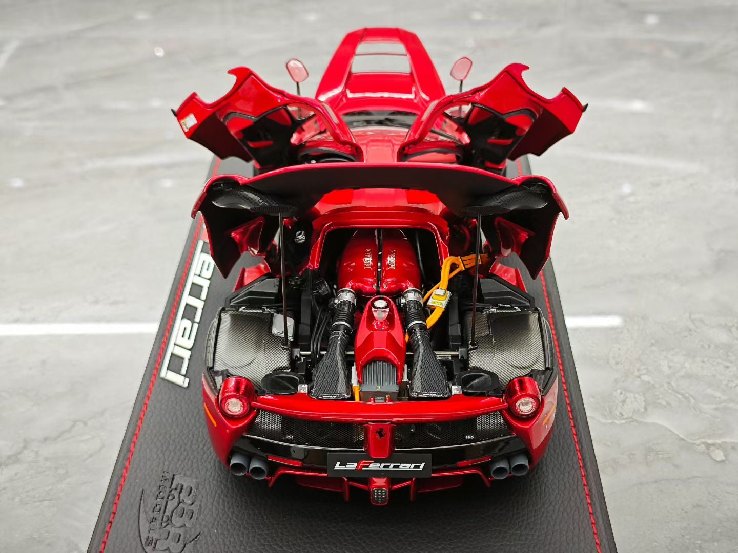 BBR 1/18 Ferrari Alloy LaFerrari in Hamilton Red - Model Car