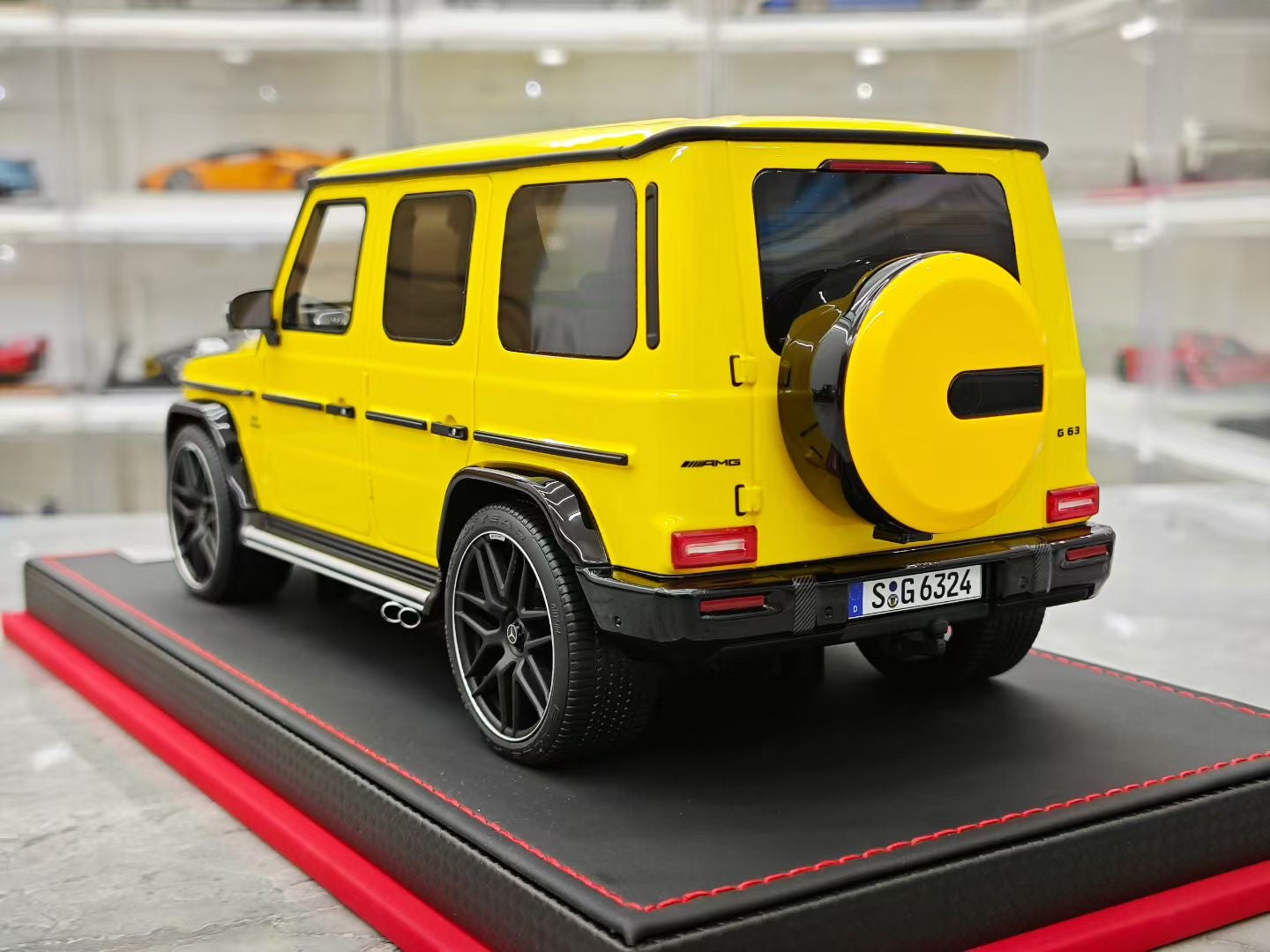 BBA model 1/18 Mercedes-Benz G63 AMG