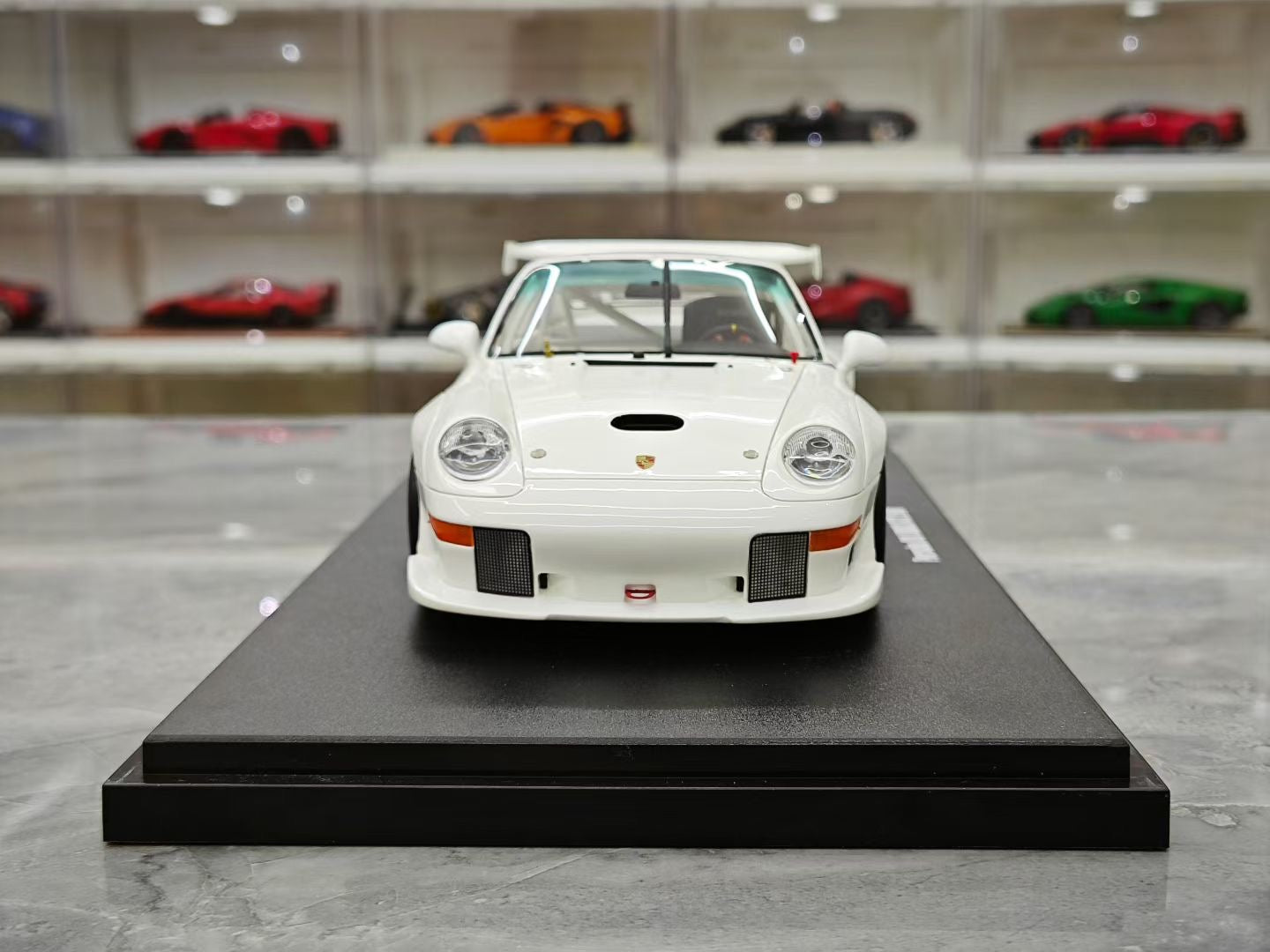 GT Spirit 1/18 Porsche 1995 911 993 GT2 EVO