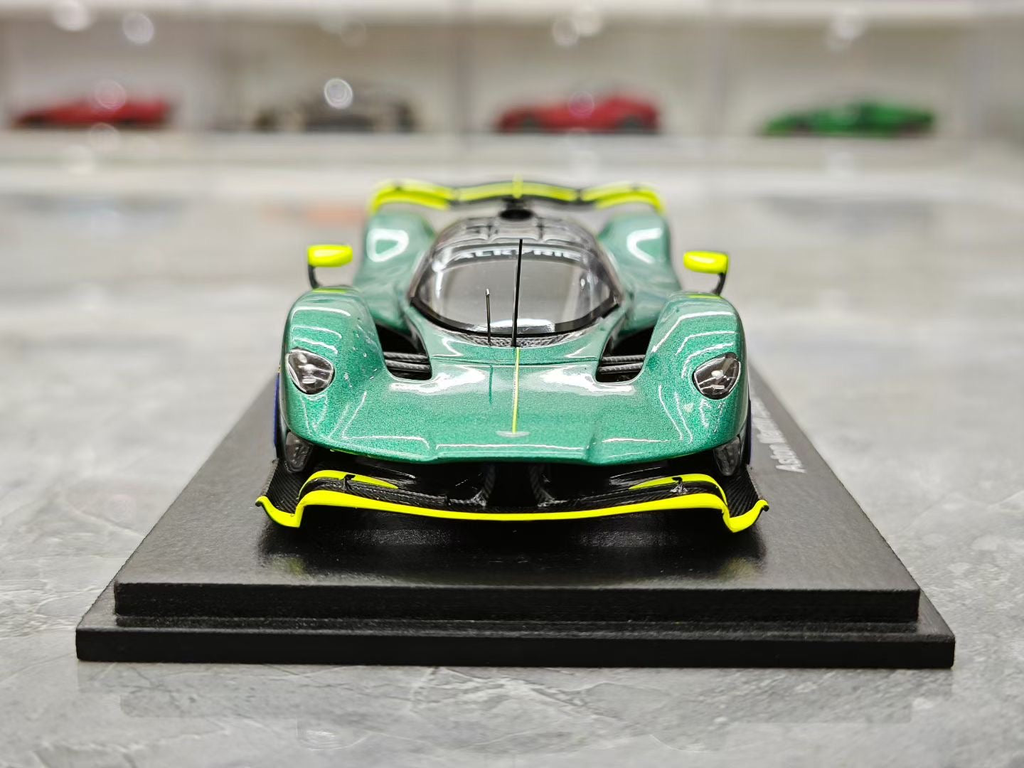 Spark 1/43 Aston Martin Valkyrie AMR Pro