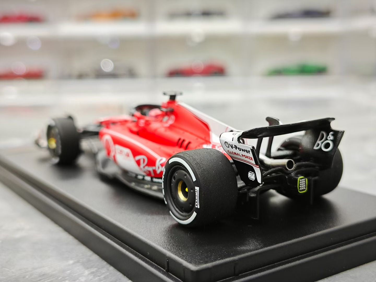 Looksmart 1/43 2023 Las Vegas GP SF-23 Leclerc F1