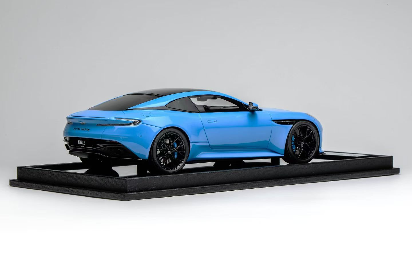 MH 1/18 Aston Martin DB12 Coupe Resin Car Model