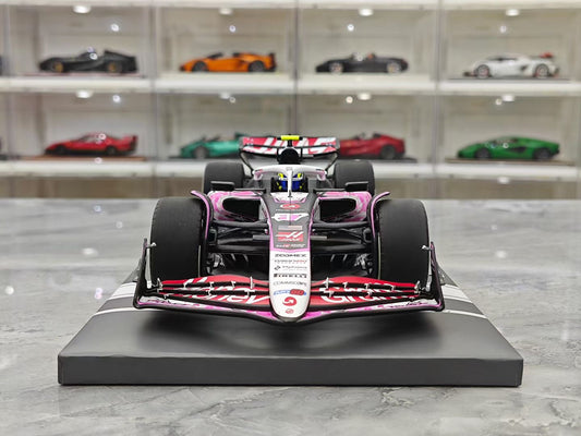 Minichamps 1/18 2025 Japan Station Haas VF-25 Bellman Resin F1