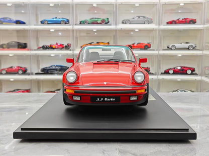 GT Spirit Porsche 911 [930] Turbo 3.3 (1:8 scale resin model)