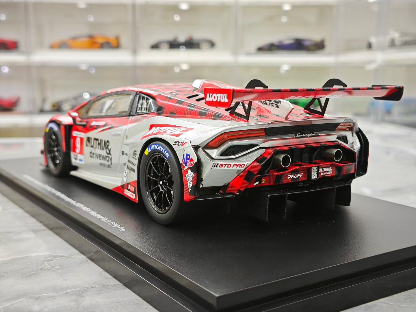 Topspeed 1/18 Lamborghini Huracan GT3 EVO2 #9