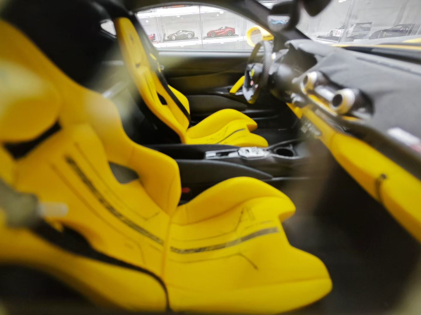 BBR 1/18 Ferrari 812 Competizione Sketch