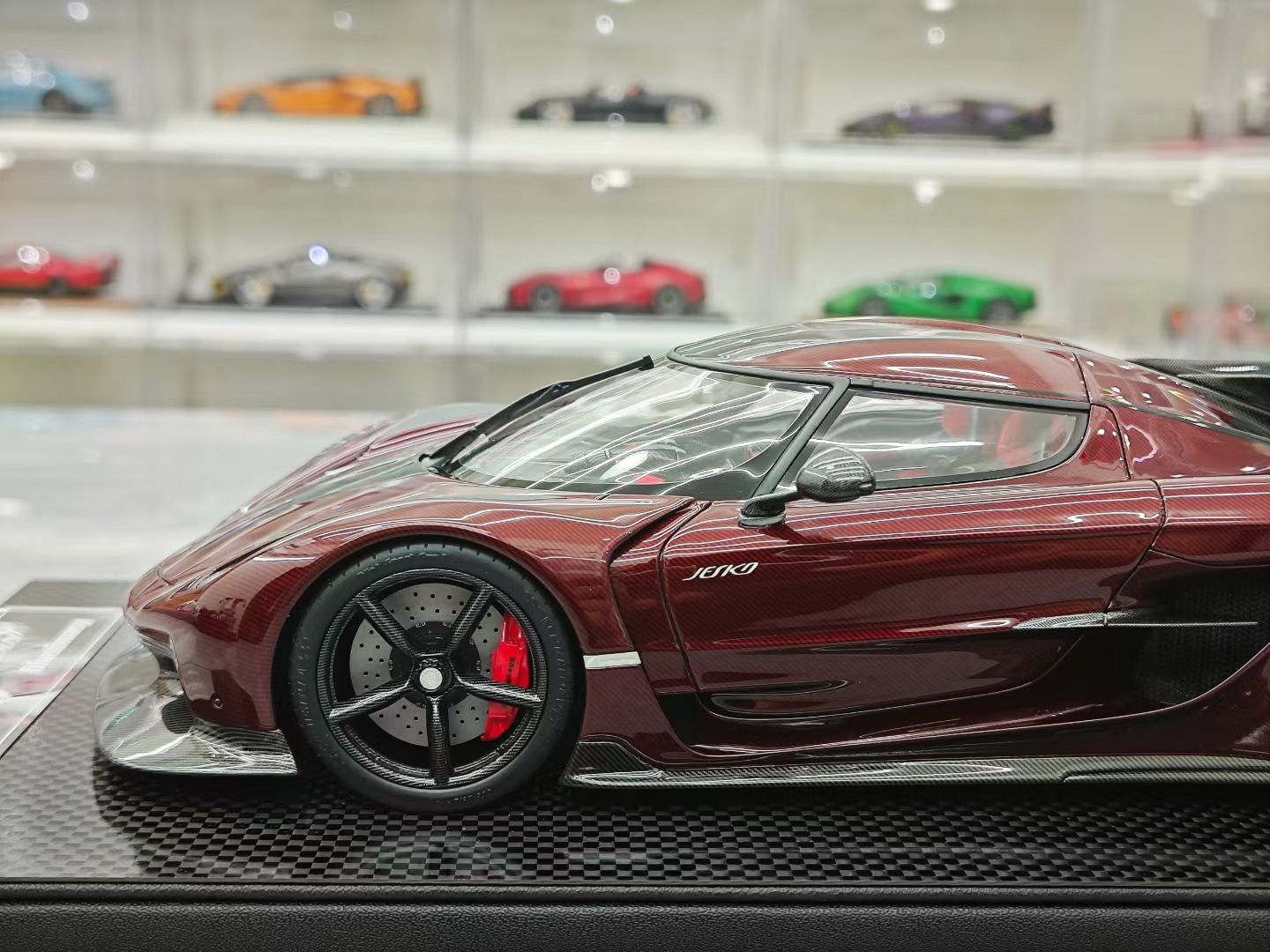 Frontiart 1/18 Koenigsegg Jesko