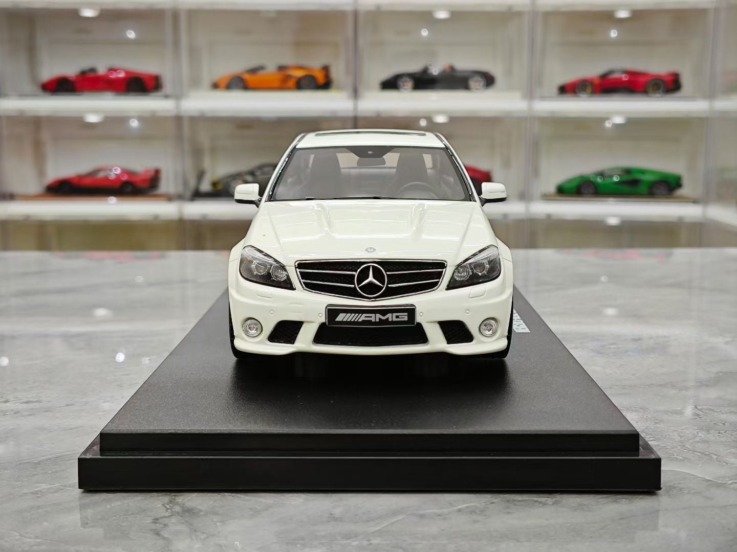 GT Spirit 1/18 2007 Mercedes-Benz C63 AMG
