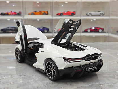 LCD Lamborghini Revuelto (New Flagship V12) 1:18 Scale Die-cast Model – Fully Opening Parts