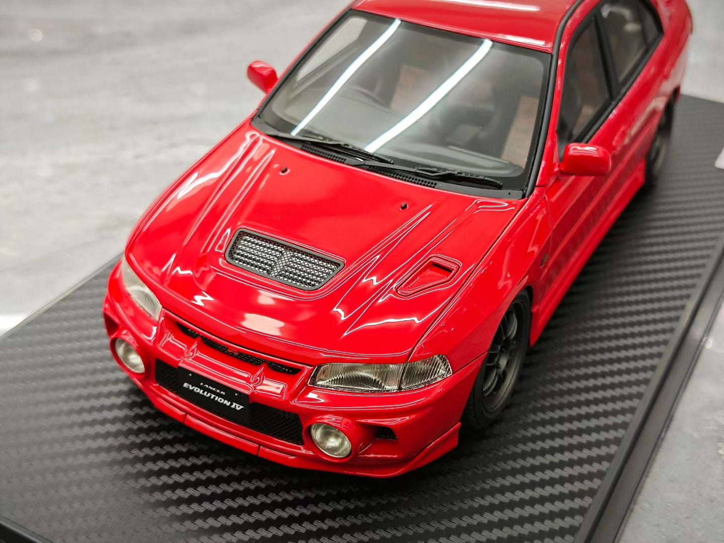 IG 1/18 Mitsubishi Arthur EVO IV 4th Generation Resin