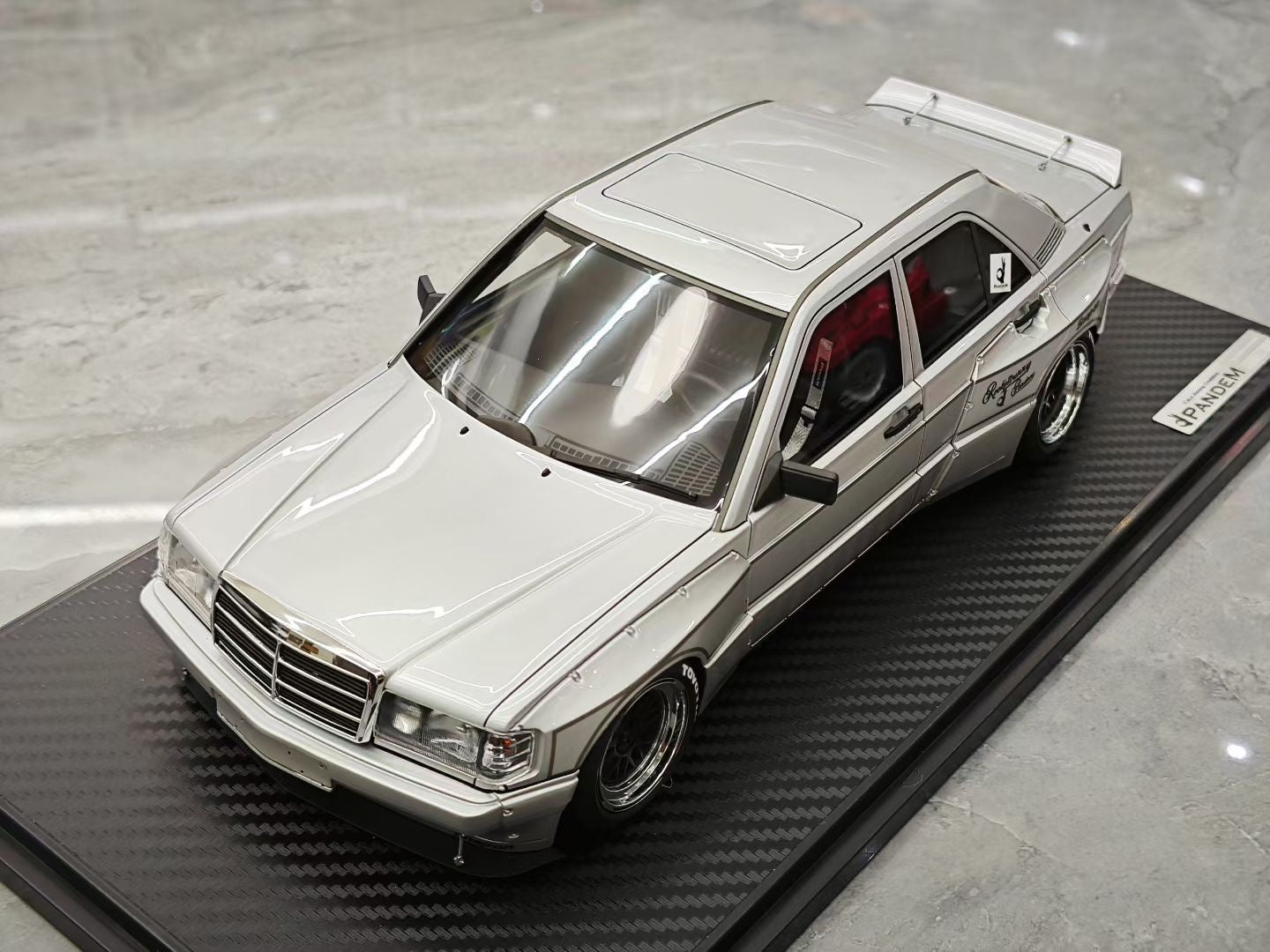 IG 1/18 Mercedes Rocket Bunny Pandem 190 JDM