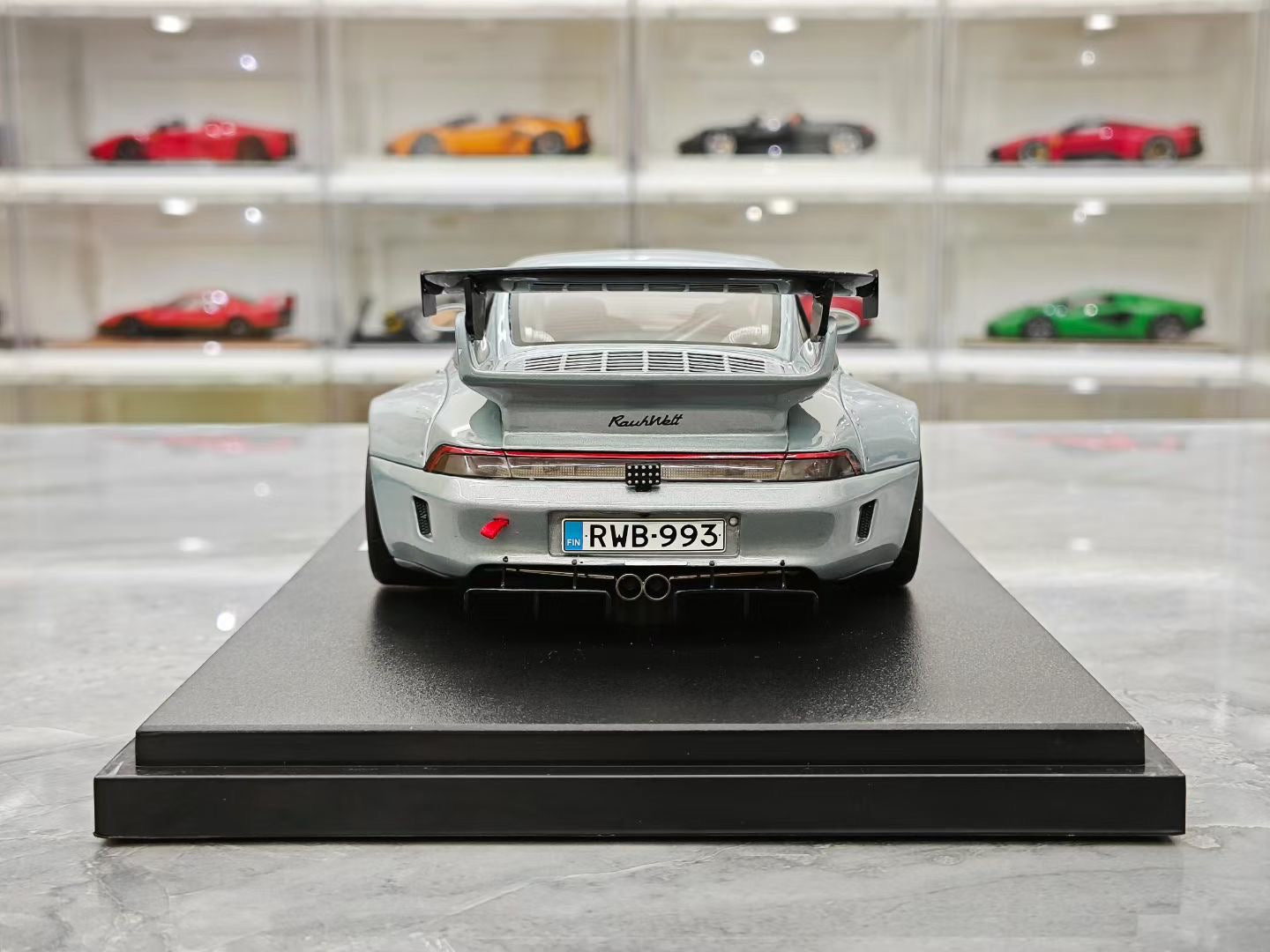 GT Spirit 1/18 Porsche 993 RWB