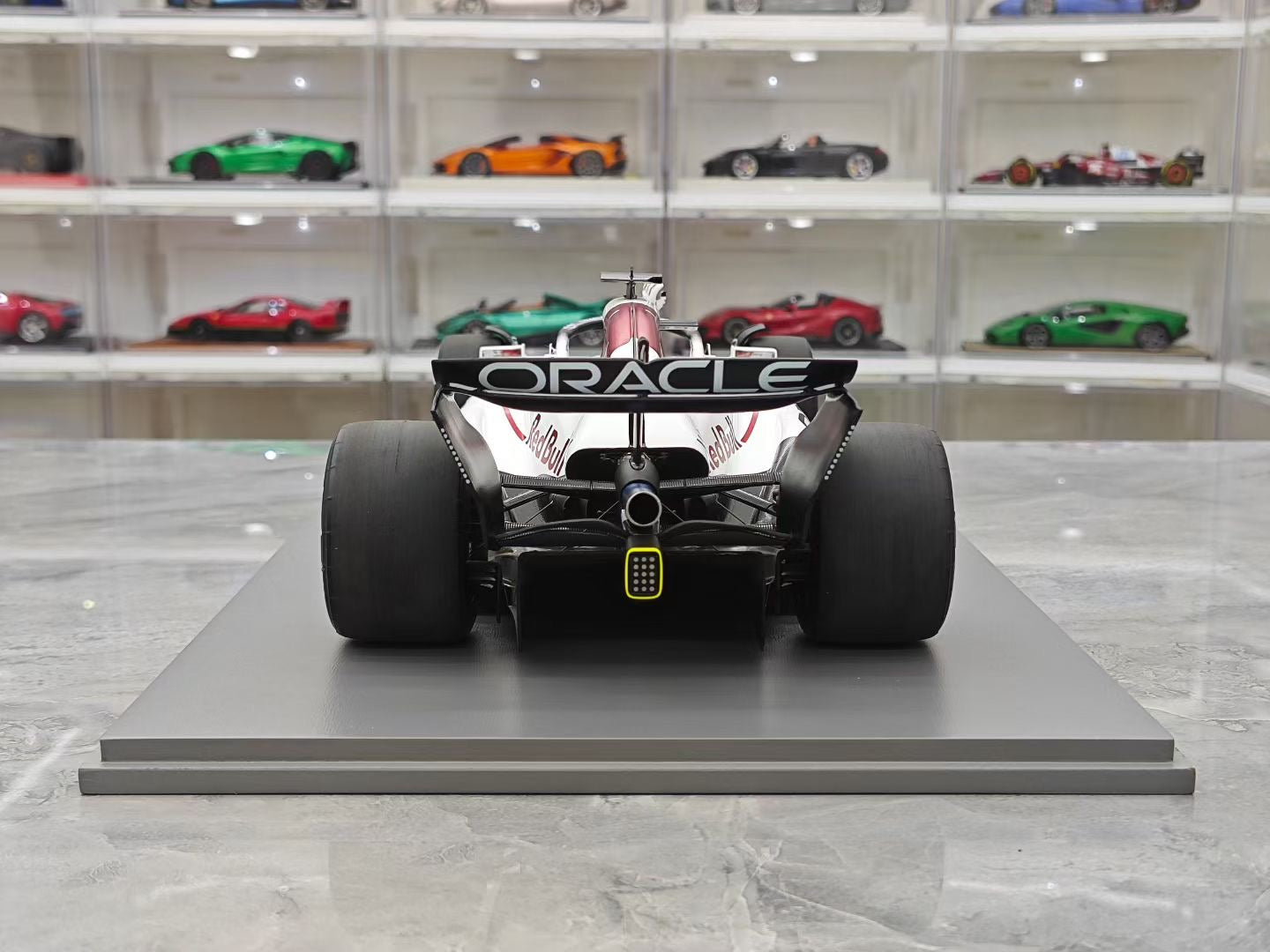 Spark 1/12 2025 Japanese Grand Prix GP Victory Verstappen F1