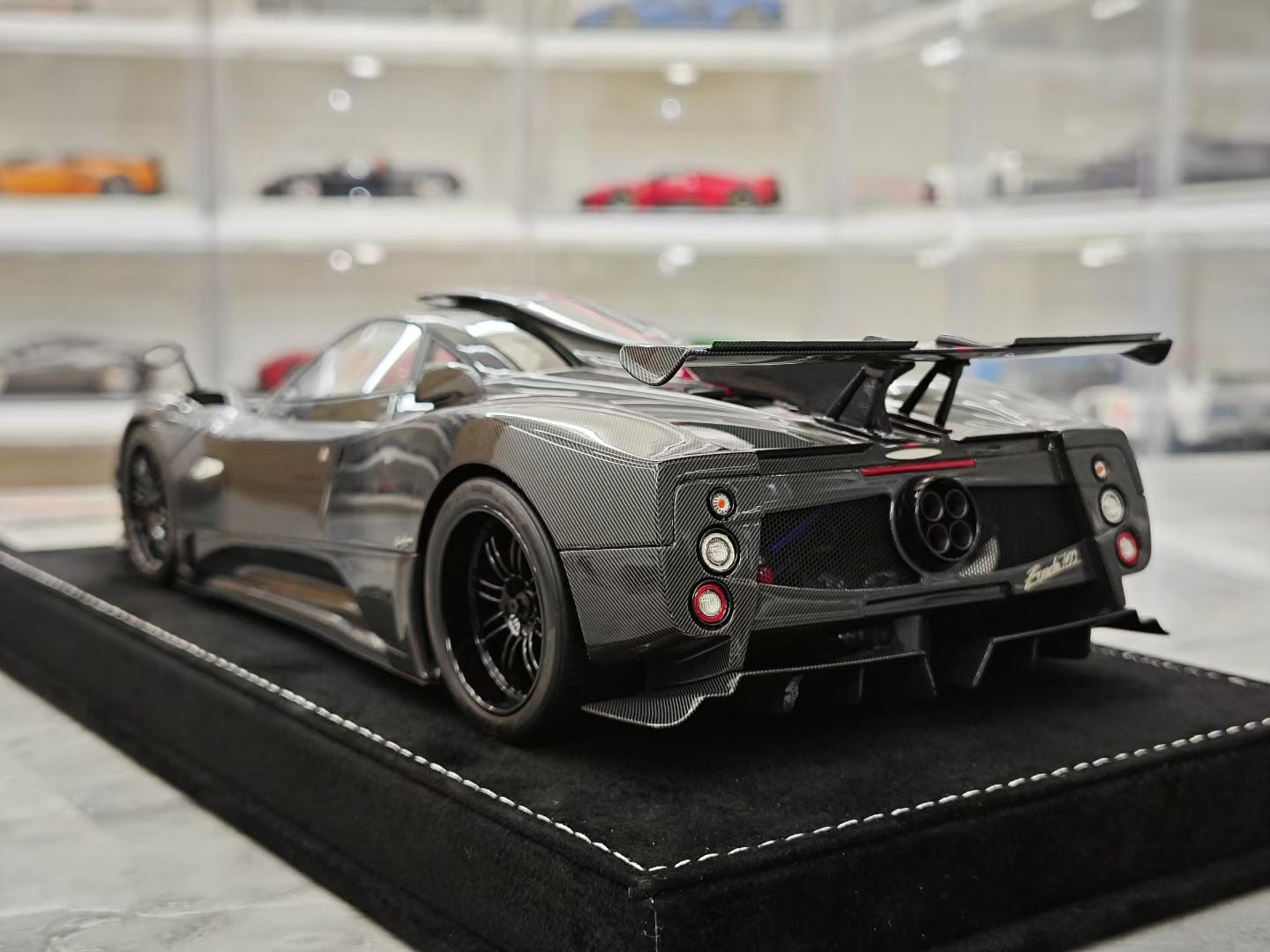 HH Model 1/18 Pagani Zonda 760
