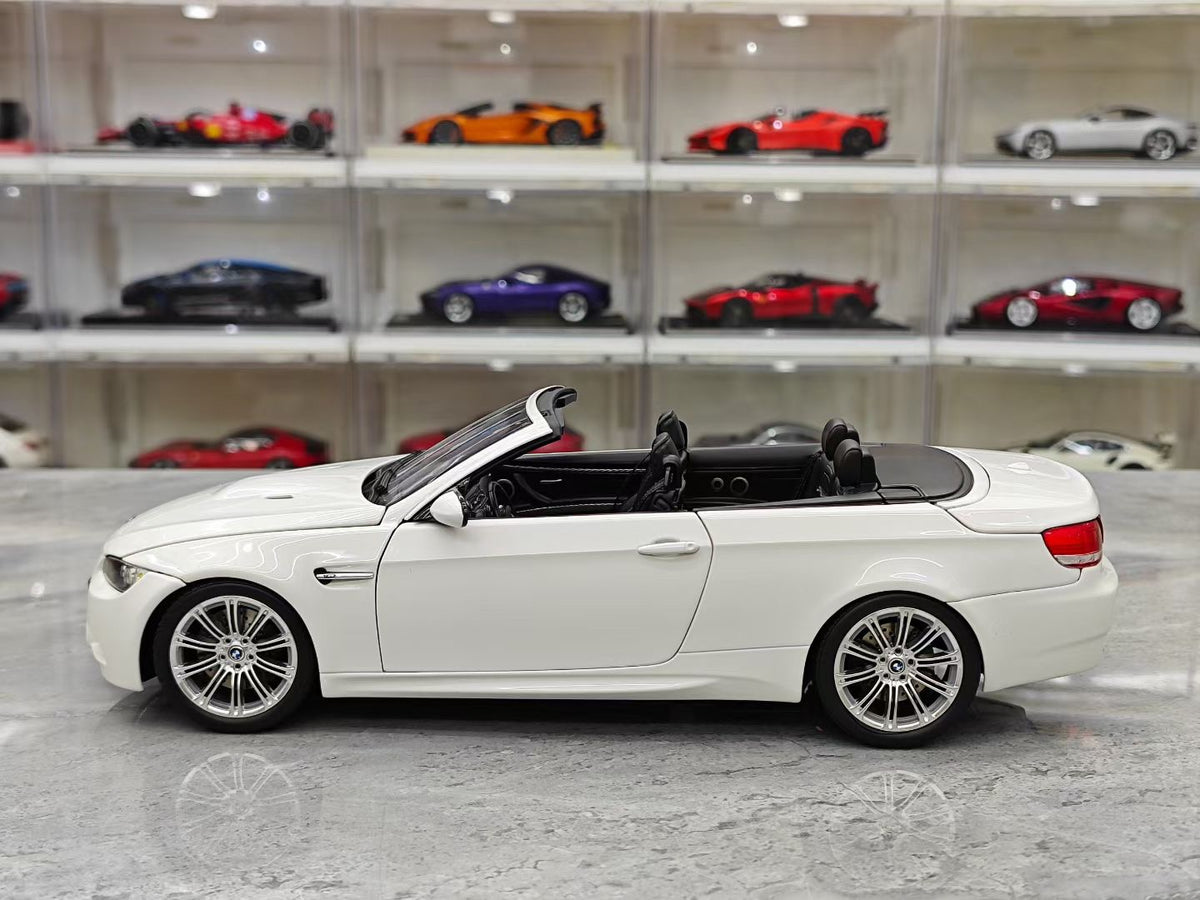 Kyosho BMW M3 Convertible, 1:18 scale die-cast model with fully opening parts