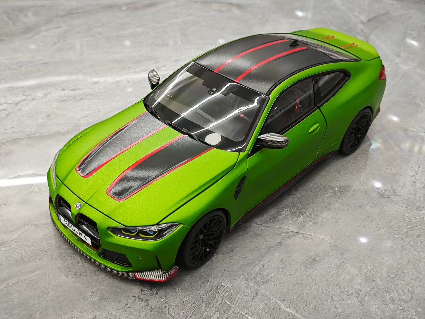 MINICHAMPS  1/18 BMW M4 CSL Alloy