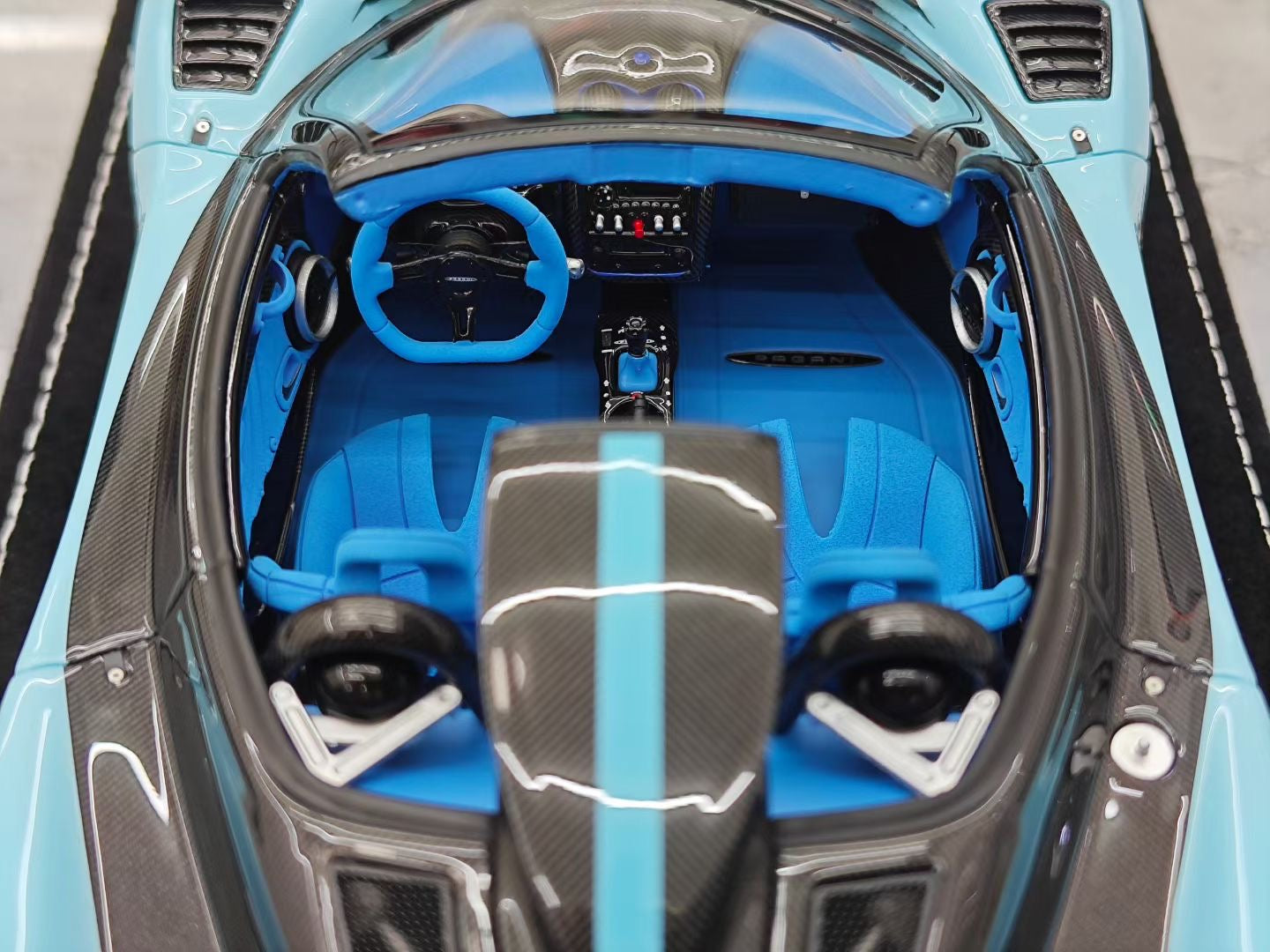 HH Model 1/18 Pagani Zonda Cinque
