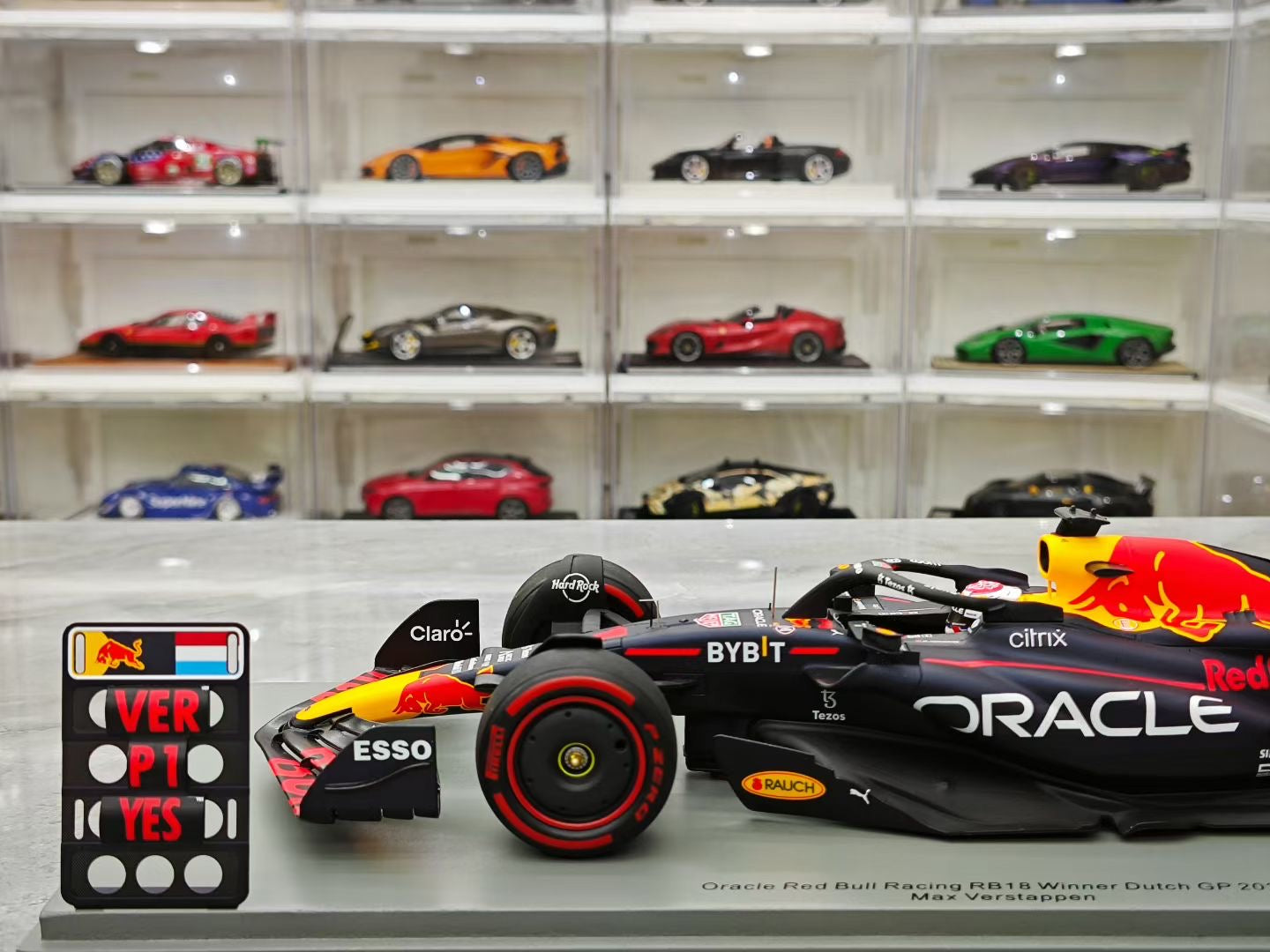 Spark 1/18 2022 Dutch Grand Prix Oracel RB18B Verstappen F1