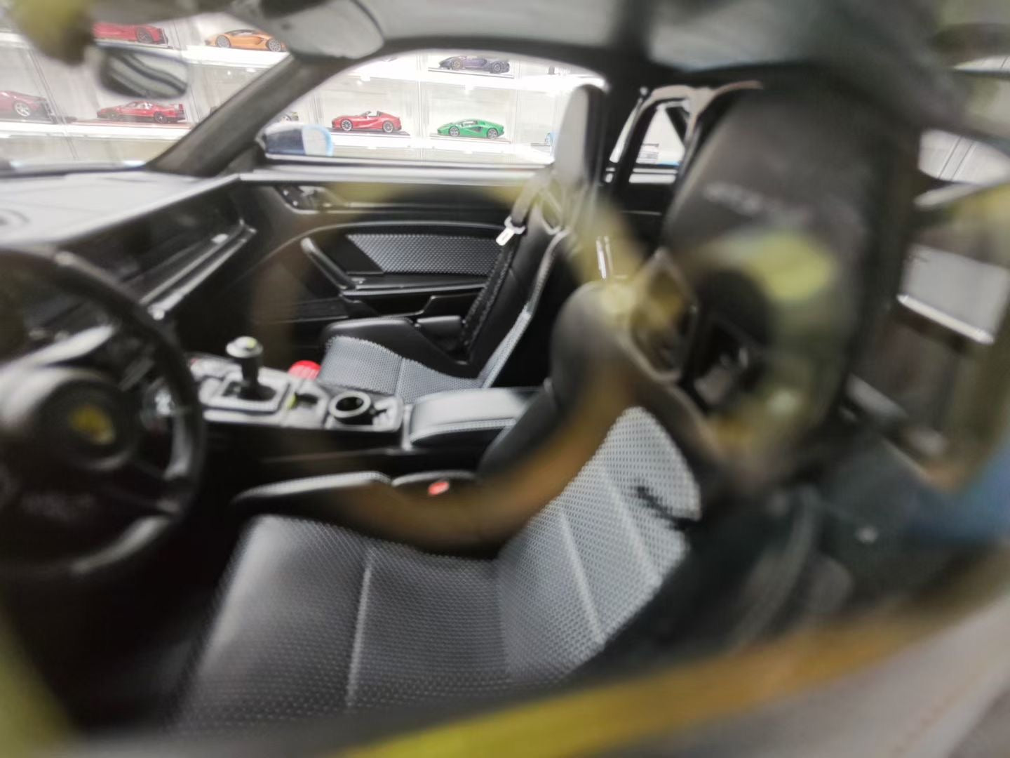 HH Model 1/18 Porsche 992.1 GT3 RS