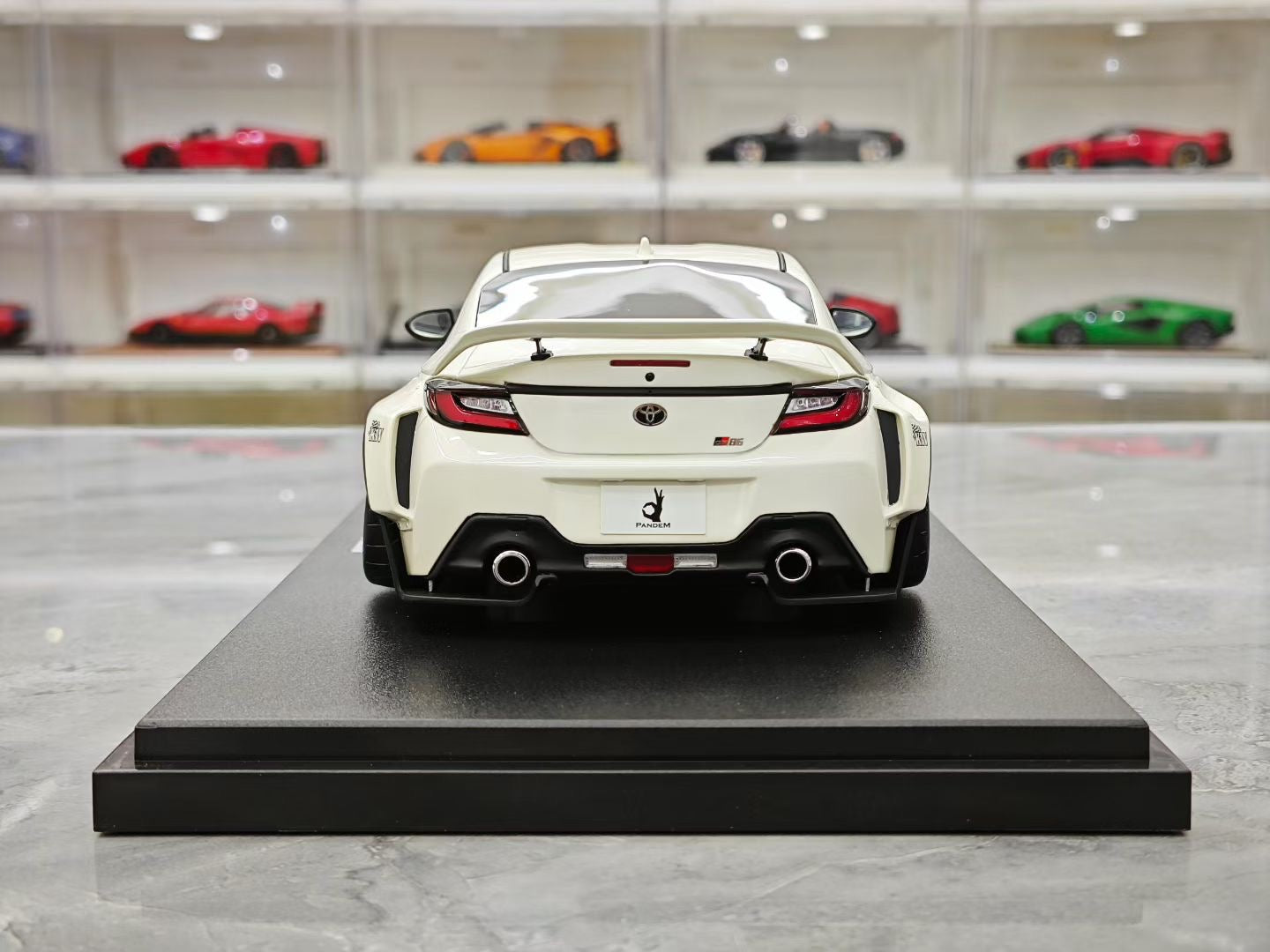 GT Spirit 1/18 Toyota GR86 PANDEM