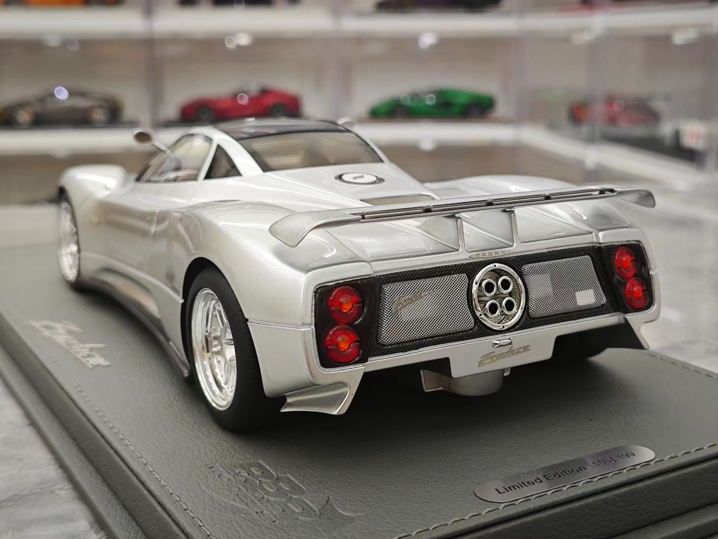 BBR 1/18 Pagani Zonda C12