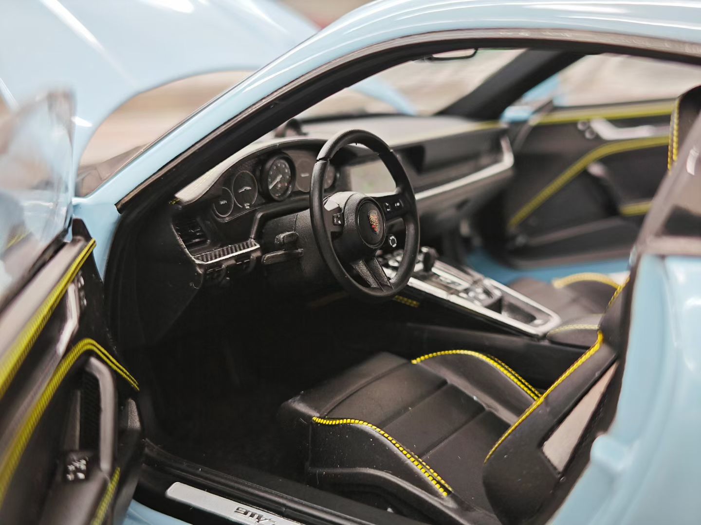 Minichamps 1/18 Porsche 911 992 Turbo S